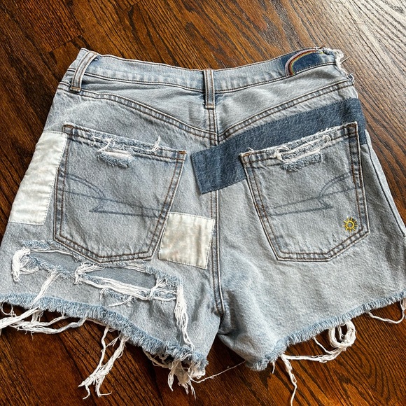 American Eagle Women’s Jean Sorts Size 6 - Picture 7 of 7